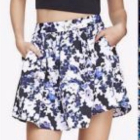 Express Dresses & Skirts - Timeless floral mini skirt